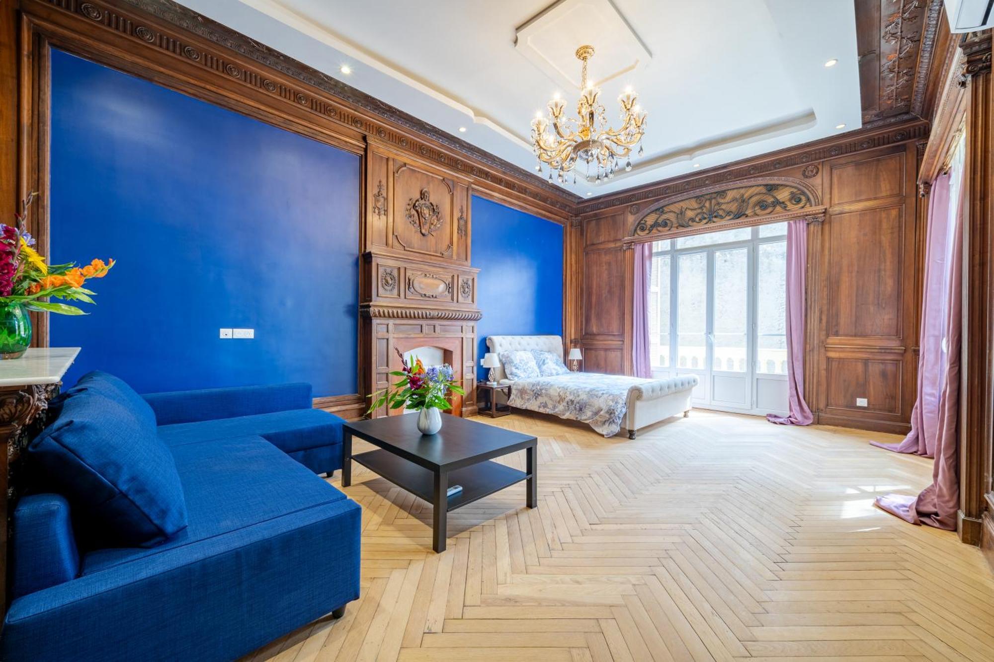 Appartement 2p Dans Luxueuse